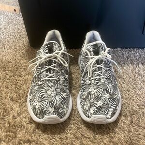 Nike Roche One Print Sneakers